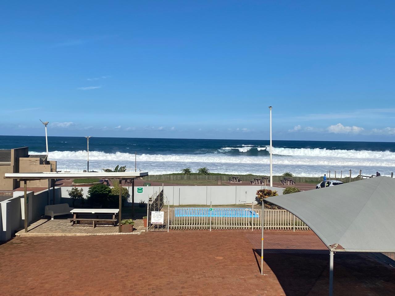 Waveside Guesthouse coastal surroundings